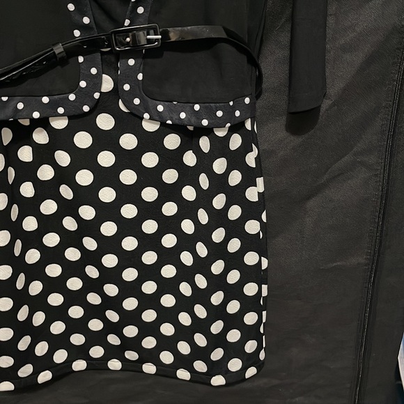 Dress - Picture 2 of 7